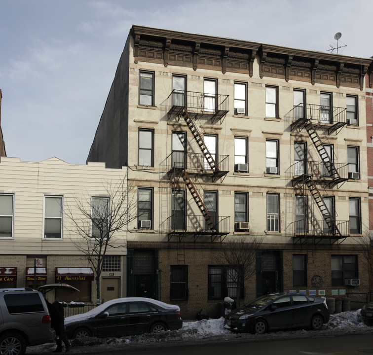 83 Greenpoint Ave in Brooklyn, NY - Building Photo