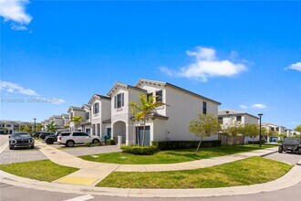 28500 SW 133rd Path in Homestead, FL - Building Photo - Building Photo