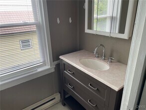 44 Bridge St in Phoenix, NY - Building Photo - Building Photo