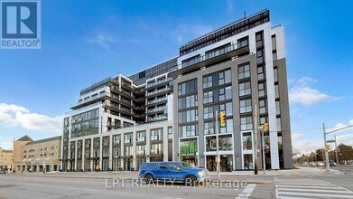 799 The Queensway in Toronto, ON - Building Photo - Building Photo