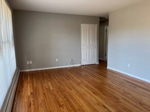 14 Revere Dr in Bloomfield, CT - Building Photo - Building Photo