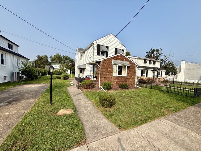 property at 12 Fillmore St