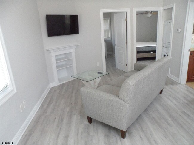 11 S Jefferson Ave in Margate City, NJ - Building Photo - Building Photo