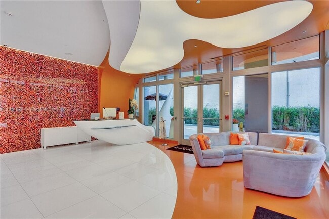31 SE 6th St in Miami, FL - Building Photo - Building Photo