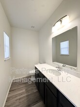 821 S Benchmark Ln in Fayetteville, AR - Building Photo - Building Photo