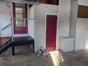 306 S Kirkwood St in Highland, KS - Building Photo - Building Photo