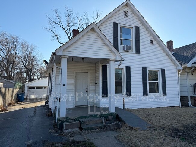 930 N 11th St in Springfield, IL - Building Photo - Building Photo