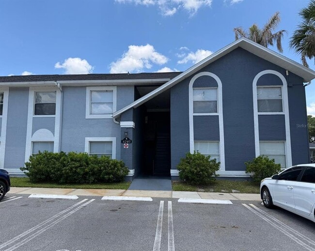property at 4240 Pershing Pointe Pl