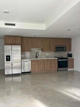 14561 SW 261st Ter, Unit 1 in Homestead, FL - Building Photo - Building Photo