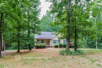5760 Tanglewood Dr in Cumming, GA - Building Photo - Building Photo