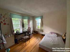 310 Tappan St in Brookline, MA - Building Photo - Building Photo