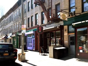 750 Washington Ave in Brooklyn, NY - Foto de edificio - Building Photo