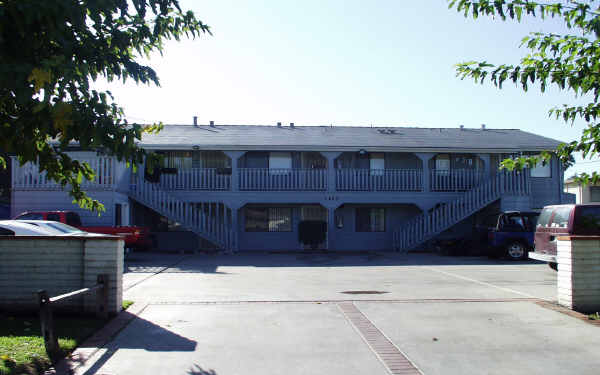 1457 Holly Ave in Imperial Beach, CA - Building Photo - Building Photo