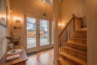 6 S Songbird Ct in Hendersonville, NC - Building Photo - Building Photo