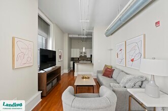 211 Union St in Nashville, TN - Building Photo - Building Photo