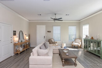 Lakeside Conroe in Montgomery, TX - Building Photo - Building Photo