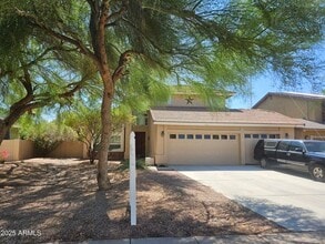 5211 E Elmwood Cir in Mesa, AZ - Building Photo - Building Photo