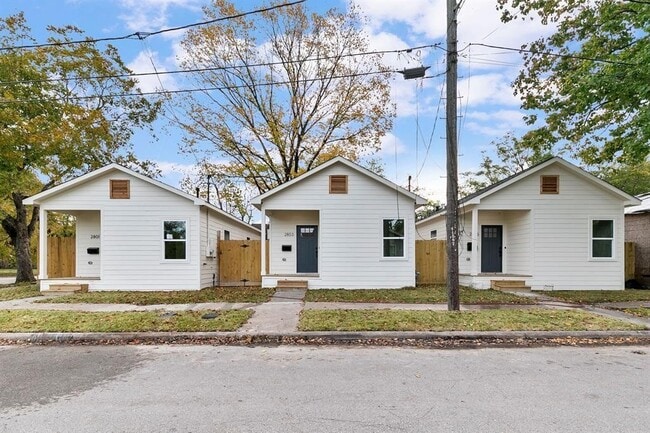 property at 2801 Nettleton St