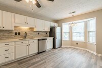 5895 Hampton Ct photo'