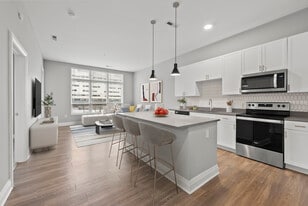 High and Cherry in Columbus, OH - Building Photo