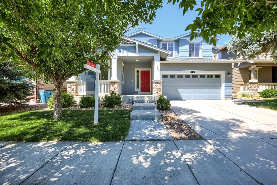 10451 Olathe Way in Commerce City, CO - Building Photo