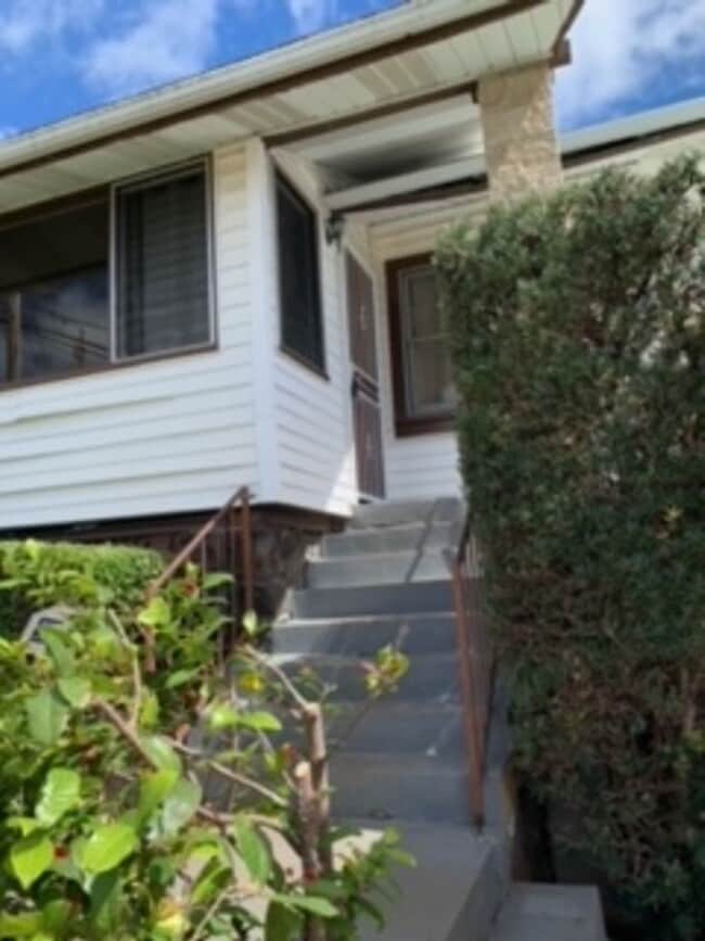1873 St Louis Dr in Honolulu, HI - Building Photo - Building Photo