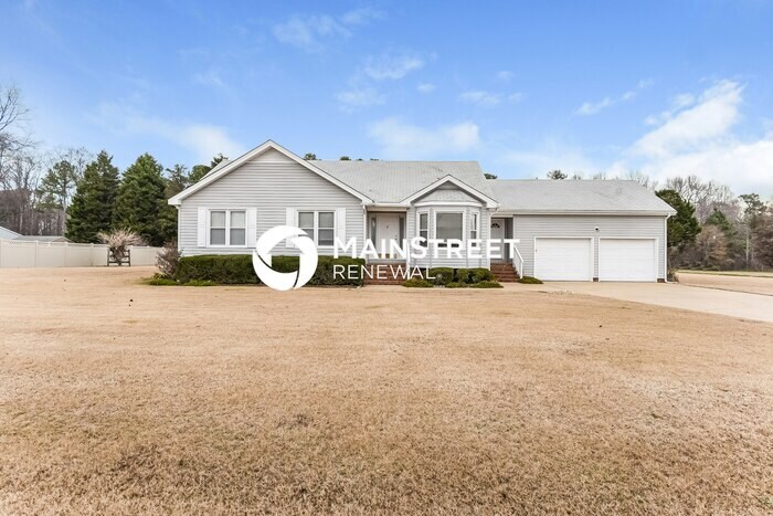 114 Twin Oak Dr in Angier, NC - Foto de edificio