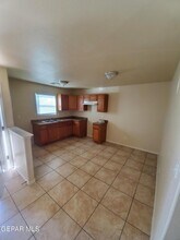 9389 San Lorenzo Ave in El Paso, TX - Building Photo - Building Photo