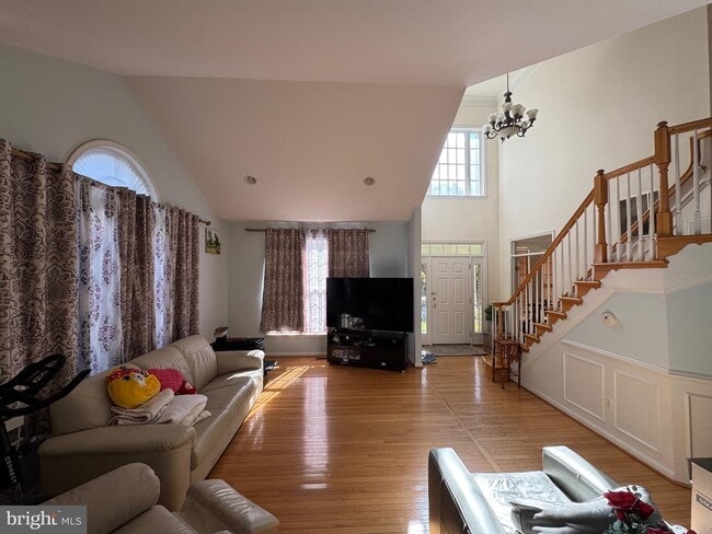 property at 24794 Serpentine Pl