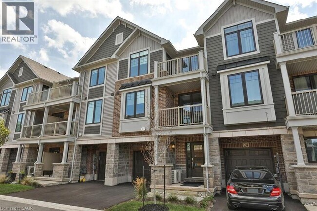 288 Glover Rd in Hamilton, ON - Building Photo - Building Photo