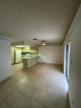 7663 NW 73rd Terrace in Tamarac, FL - Building Photo - Building Photo