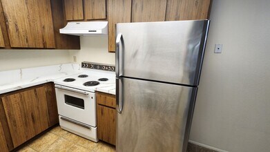 6018 Rancho Mission Rd in San Diego, CA - Building Photo - Building Photo