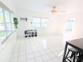 1004 N 16th Ave in Hollywood, FL - Building Photo - Building Photo
