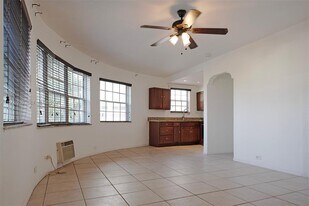 2383 Flamingo Dr in Miami Beach, FL - Building Photo