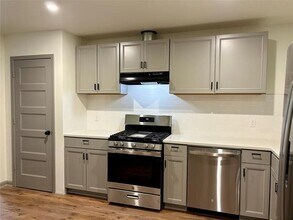 208 Pensacola Ave in Waxahachie, TX - Building Photo - Building Photo