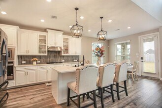 2250 Camden Arbor Trl in Houston, TX - Building Photo - Building Photo
