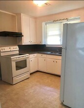 2040 Merrily Dr in Montgomery, AL - Building Photo - Building Photo