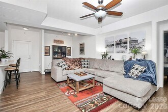 1315 East Blvd in Charlotte, NC - Building Photo - Building Photo