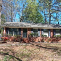 10417 White Pine Rd in Charlotte, NC - Building Photo