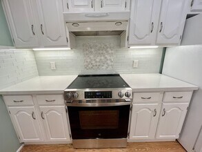 4781 Rex Ct in Sacramento, CA - Building Photo - Building Photo