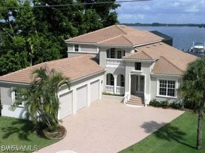 property at 4463 E Riverside Dr