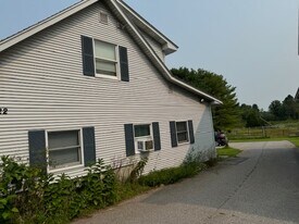 22 Jericho Rd, Unit Three Bedroom in Essex Junction, VT - Building Photo