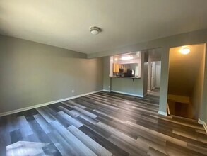 1009 W Cascade Ave in Bloomington, IN - Building Photo - Building Photo