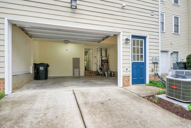 5357 Discovery Park Blvd in Williamsburg, VA - Foto de edificio - Building Photo