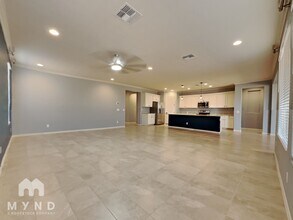 24598 W Concorda Dr in Buckeye, AZ - Foto de edificio - Building Photo