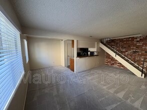 1150 W Calle De Las Estrellas in Azusa, CA - Building Photo - Building Photo