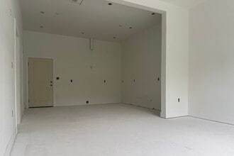 251 Sladen St in Dracut, MA - Building Photo - Building Photo