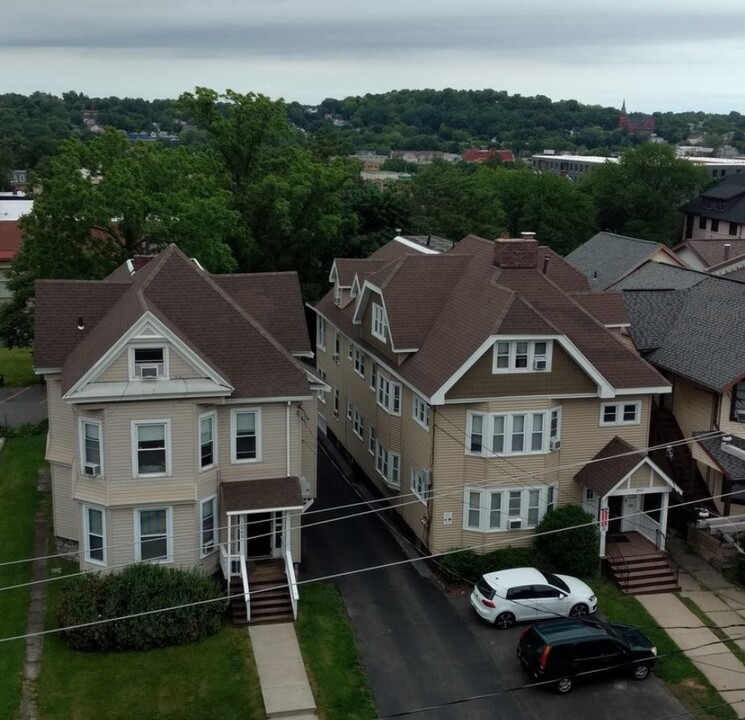 1007 Harrison St in Syracuse, NY - Building Photo