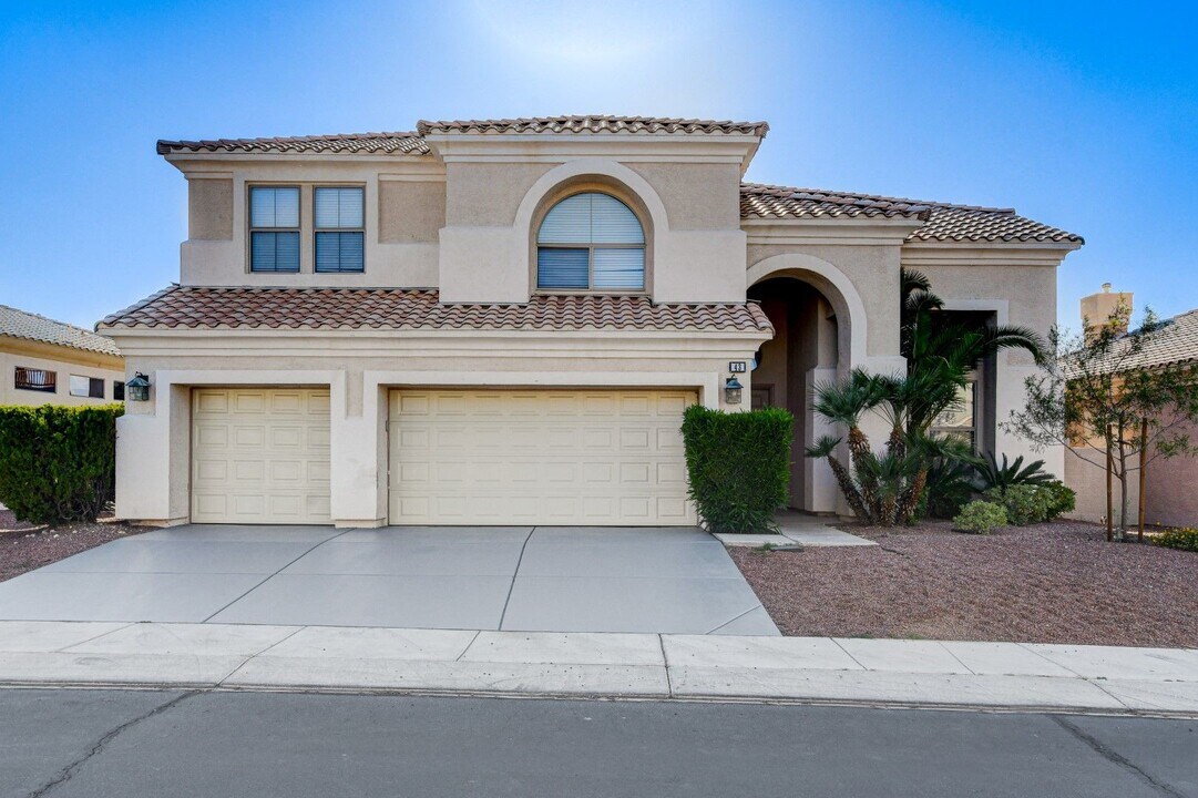 43 Arcadian Shores St in Las Vegas, NV - Building Photo