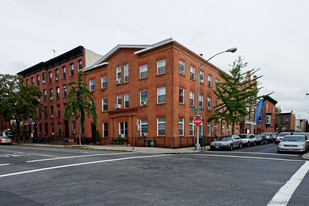 65 3rd St Apartments